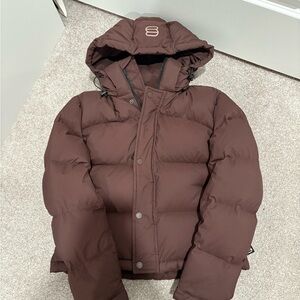 ❗️SOLD❗️Aritzia mocha brown super puff shorty hooded down puffer jacket